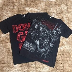 2 TWD (The Walking Dead) T-Shirts